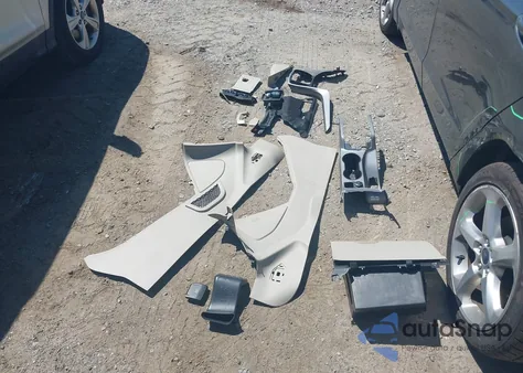 2014 Ford Escape Se z USA, uszkodzony, nr VIN 1FMCU9G9XEUD53111